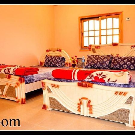 Palm Valley Hotel Sukkur Eksteriør billede