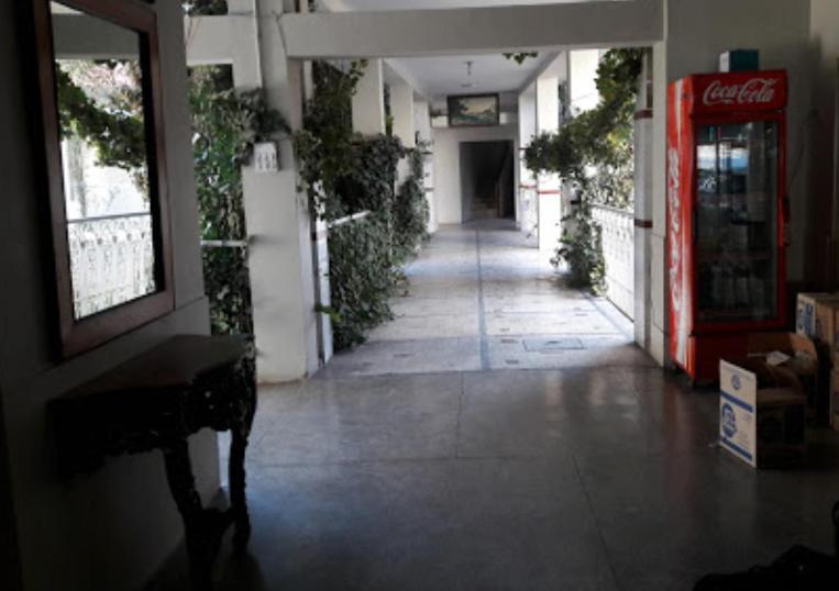 Palm Valley Hotel Sukkur Eksteriør billede
