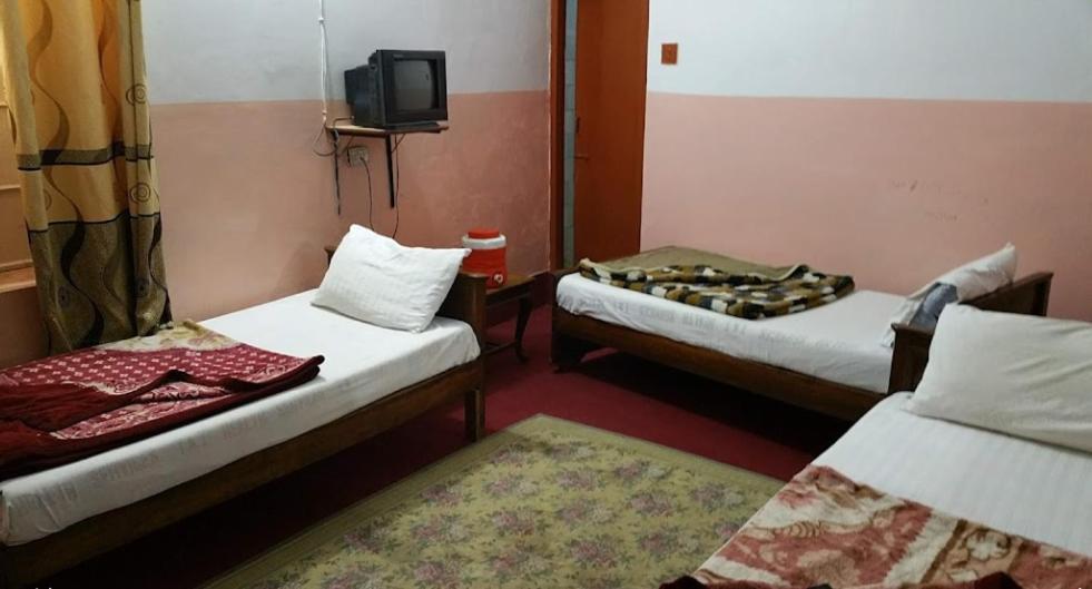 Palm Valley Hotel Sukkur Eksteriør billede
